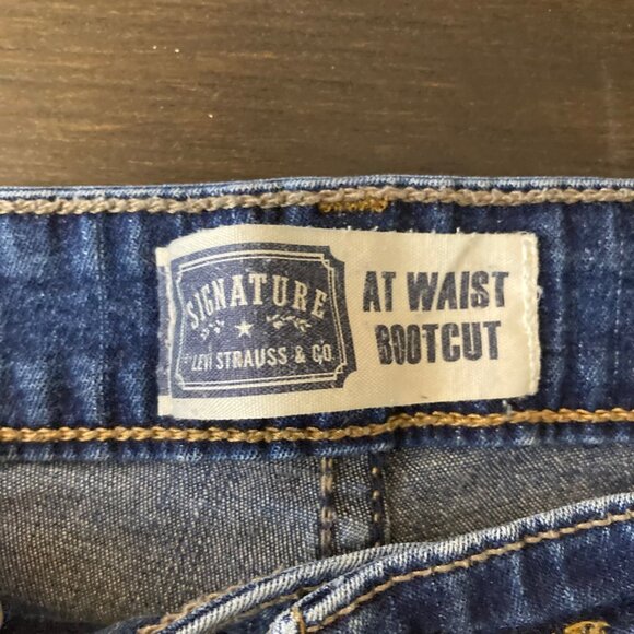 Womens Signature Levis AT Waist Bootcut Jeans Blue 14M - Picture 5 of 7
